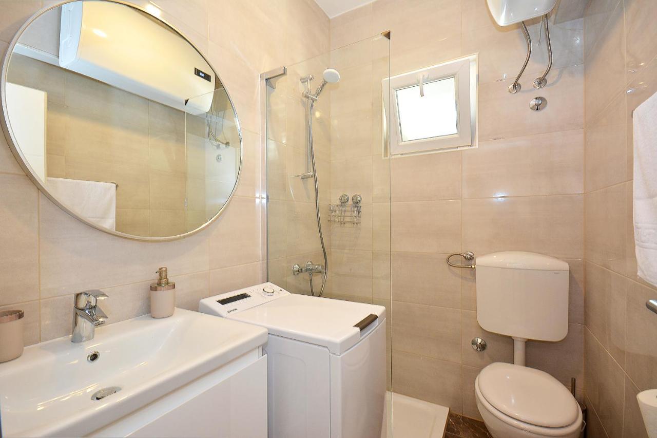 Apartment 'Mimo' In Milna - Hvar Exterior foto