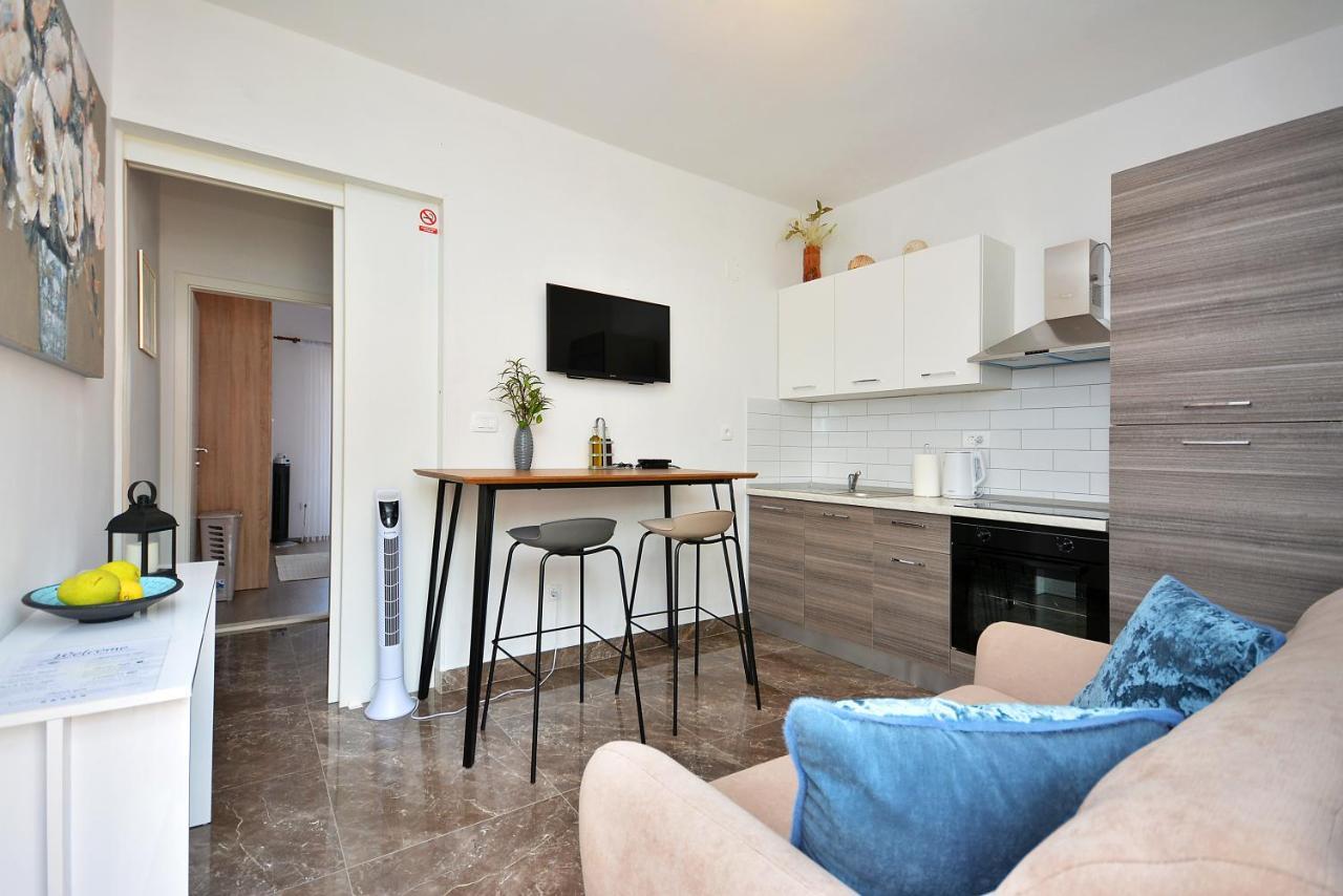 Apartment 'Mimo' In Milna - Hvar Exterior foto
